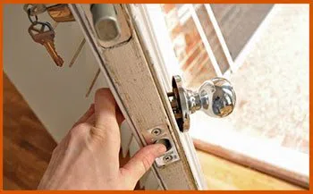 Wayne MI Locksmith Store Wayne, MI 313-636-0758 - 12-changing-locks